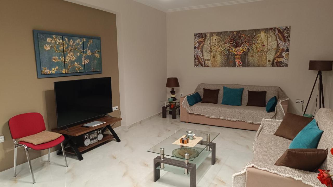 Ebony And Ivory Suites Dhrosia Exteriör bild